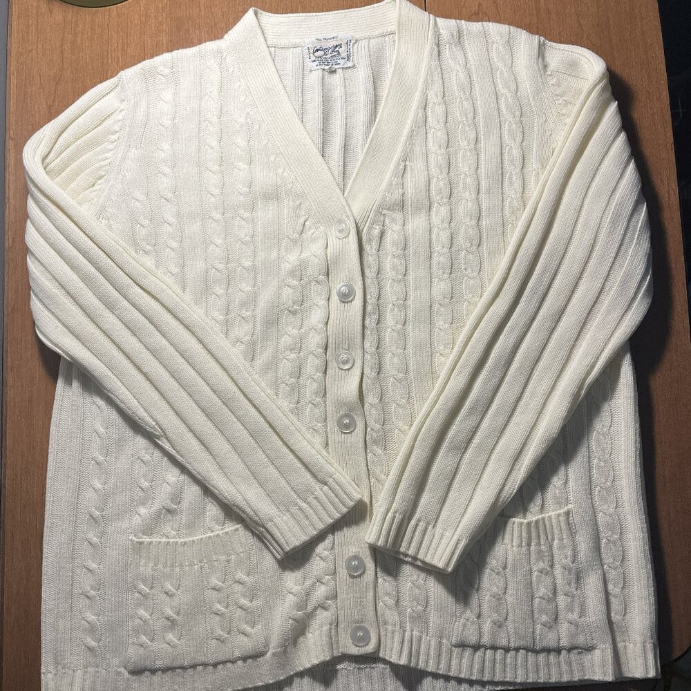 Vintage Contemporary Classics Cardigan in Cream